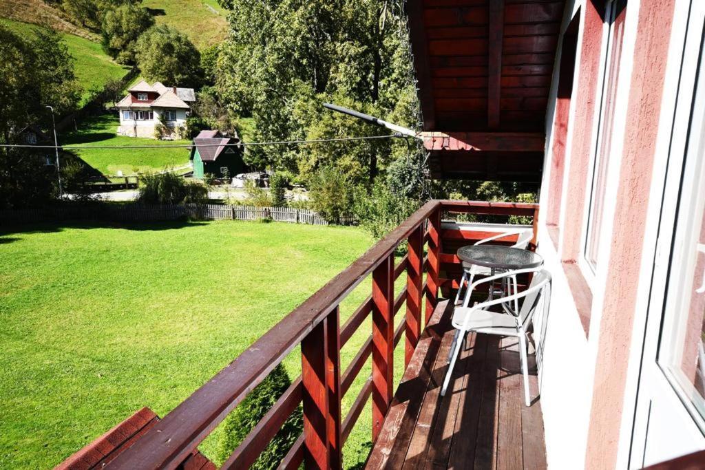 Casa Stefanut Hotel Моечу де Жос Екстериор снимка